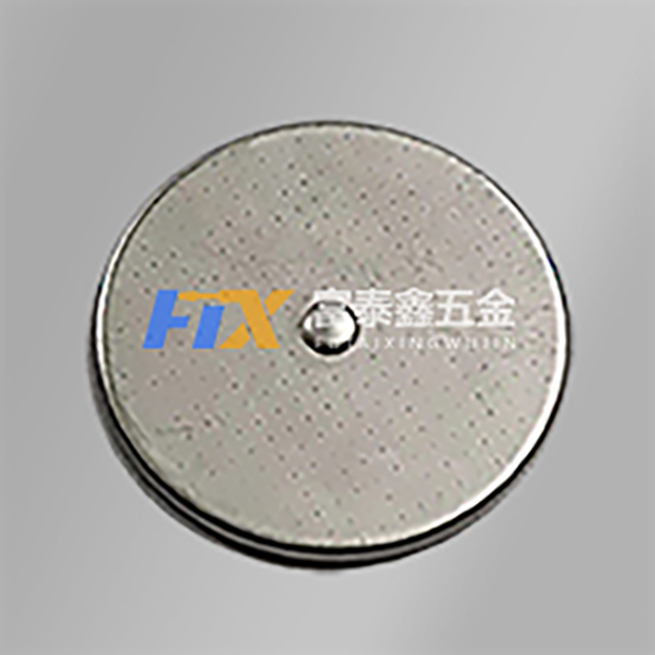 五金精密沖壓件，帶微孔加工600x600.jpg